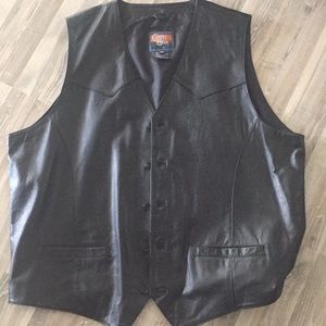 Men’s leather vest